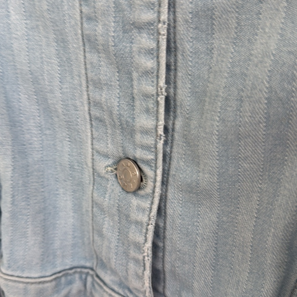 AMO Cropped Denim Jacket, Sz L - Picture 11 of 12